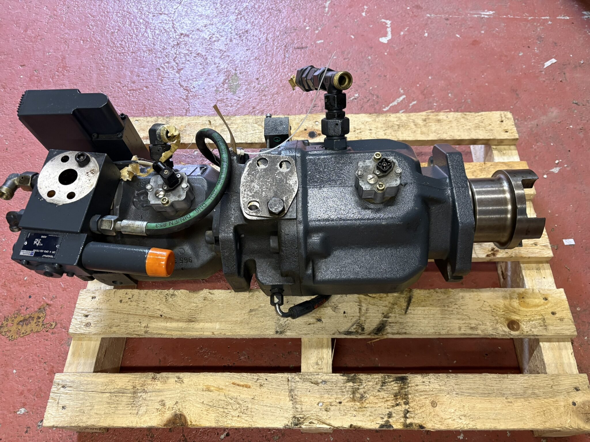 10888265 R900948296 Rexroth SYS2DFEE-11/100-045 / 00948269+00925846 pompencombinatie - Afbeelding 8