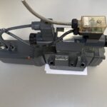 11014865 R900246011 4WRKE 16 W200P 33/6EG24K31/A5D3M-693-DE proportional direction valve
