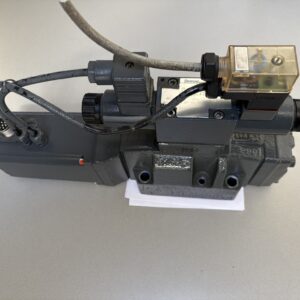 11014865 R900246011 4WRKE 16 W200P 33/6EG24K31/A5D3M-693-DE proportional direction valve